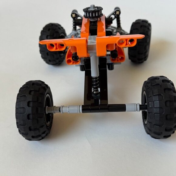 Lego Set 9392 Quad Bike Technic 2 in 1 Build With Instruction Manual 4-Wheeler - Picture 9 of 9
